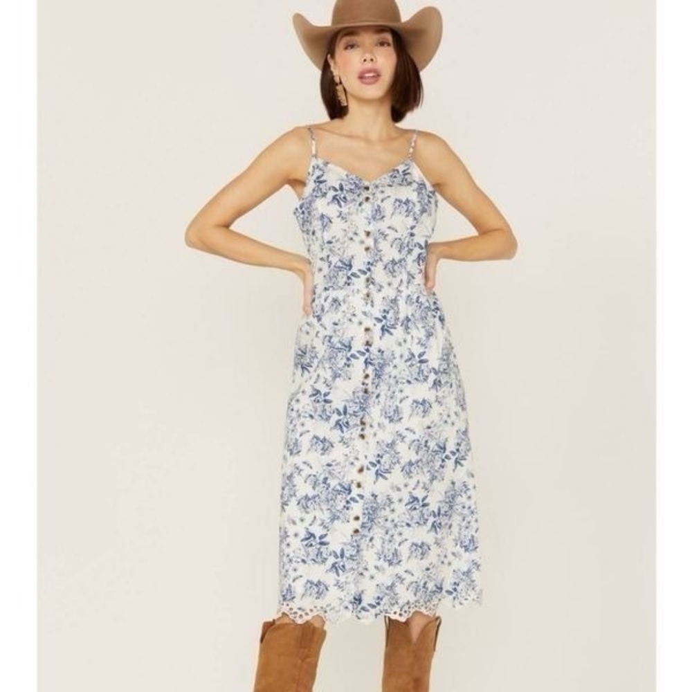NWT Boho/Western Blue and White Floral Midi Dress